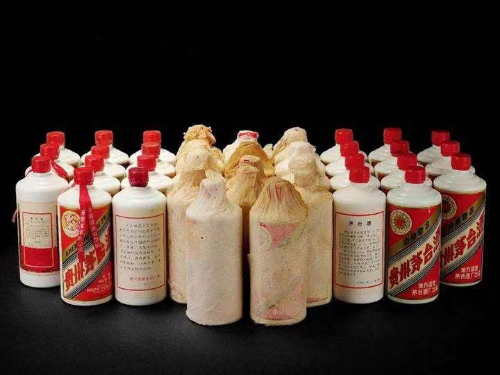 赵西垸林场日照岚山回收酒价格哪里回收(附近上门回收茅台酒）?